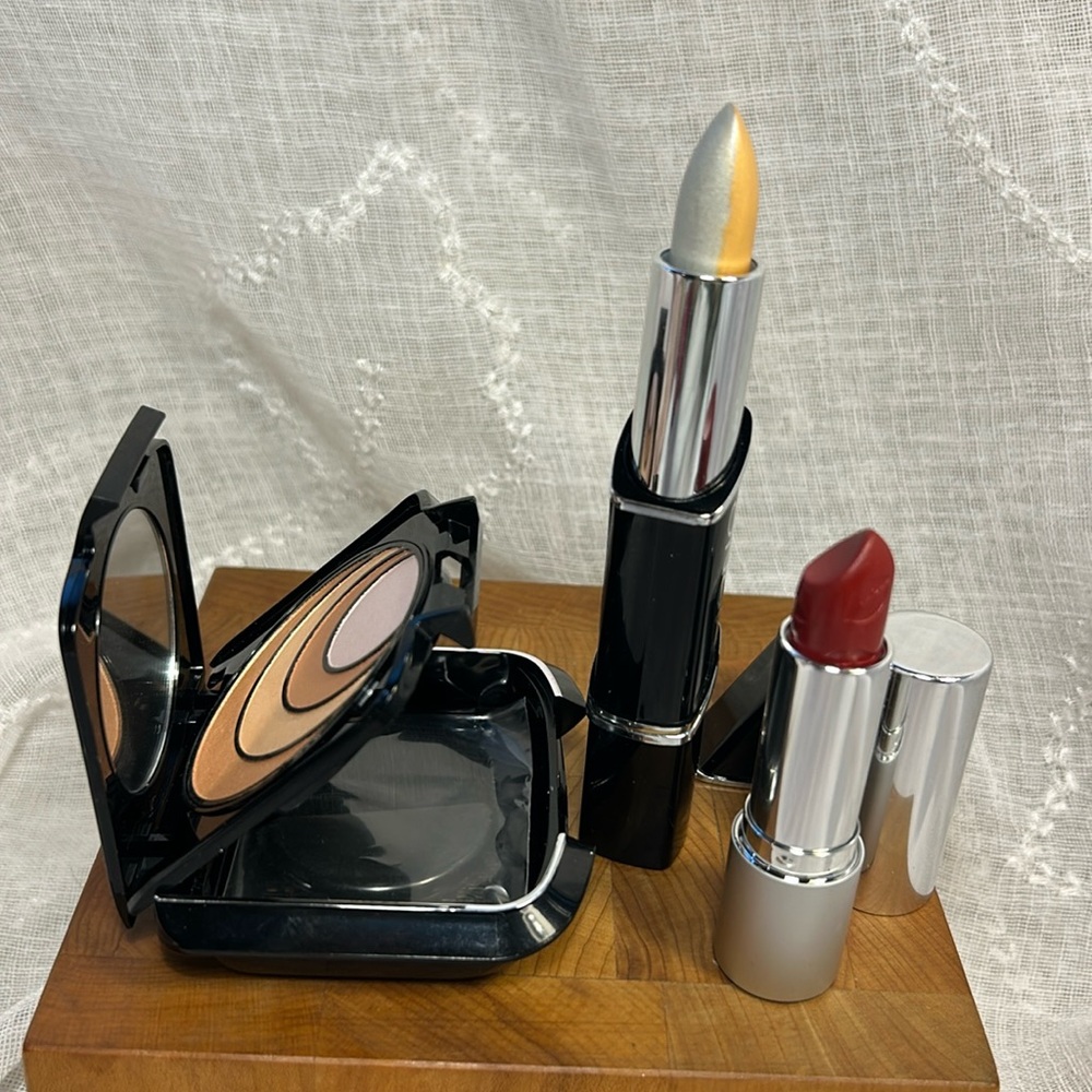 Bundle:Madeleine Mono special effects powder, Mono dual lipstick, Buxom Lipstick